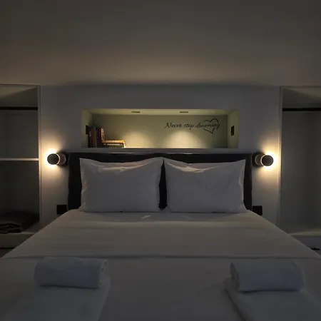 Armonia Seaside Lofts Marónia