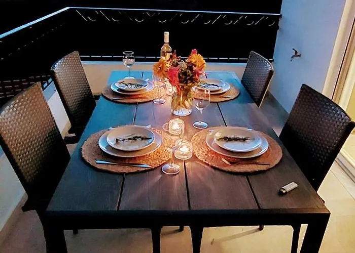 Armonia Seaside Lofts * Marónia