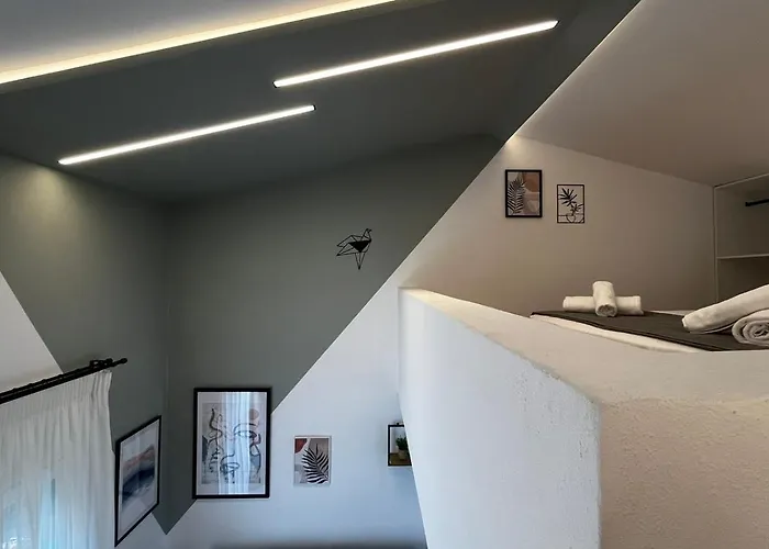 Armonia Seaside Lofts 아파트 Marónia