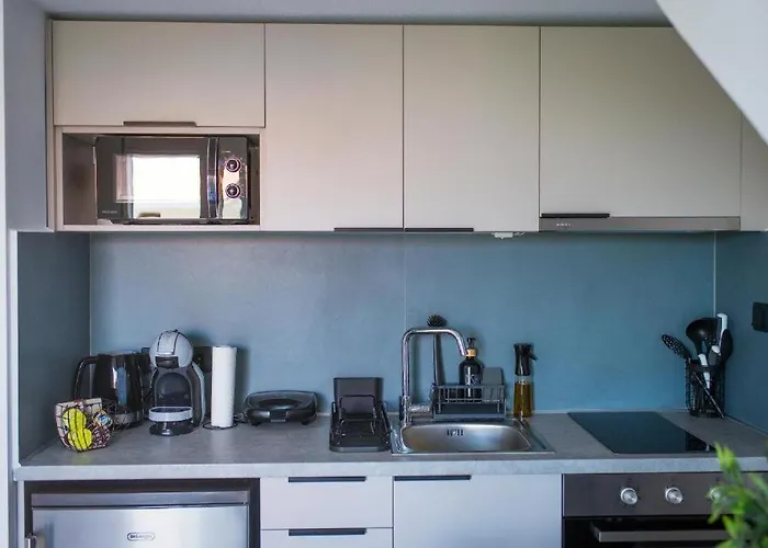 Armonia Seaside Lofts 아파트